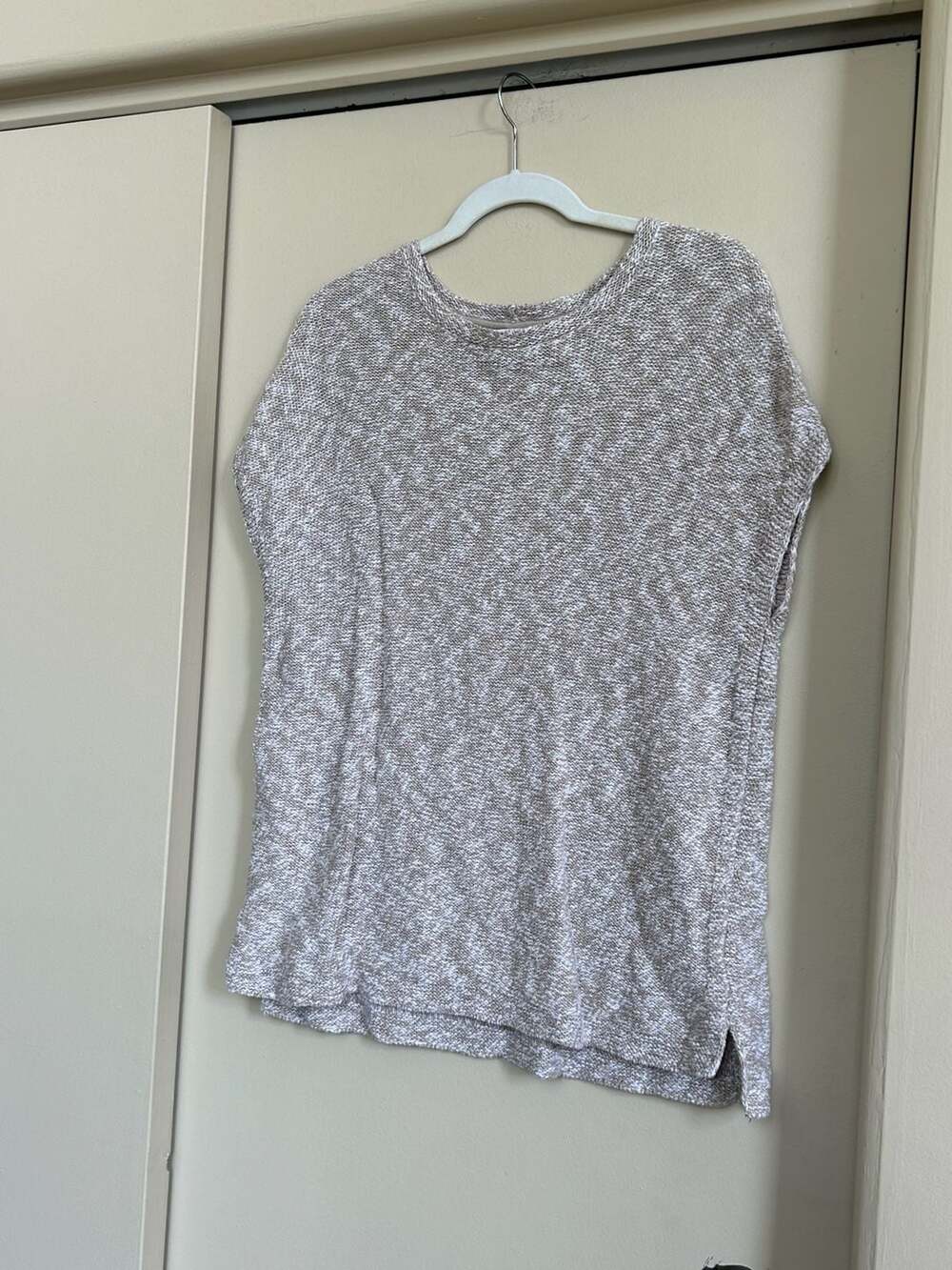 J.Jill Medium Marled Beige White Knit Short Sleeve Crewneck Top